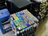 Khám Phá Tấm Sequin: Vật Liệu Trang Trí Đột Phá Kiến Tạo Không Gian Bùng Nổ